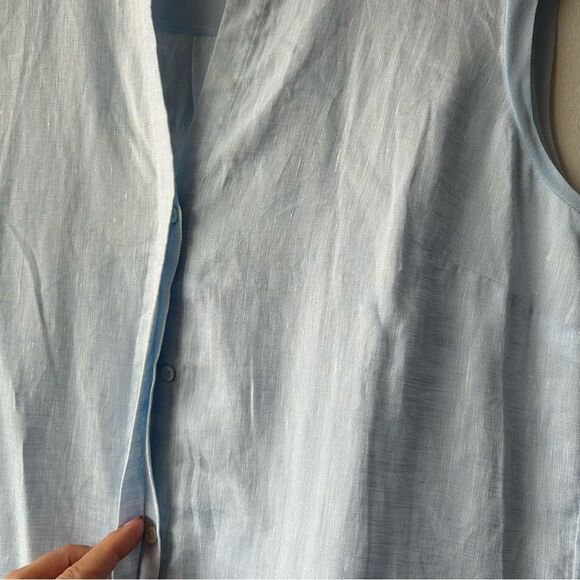 Massimo Dutty Linen no sleeves button down top in blue - Picture 4 of 8